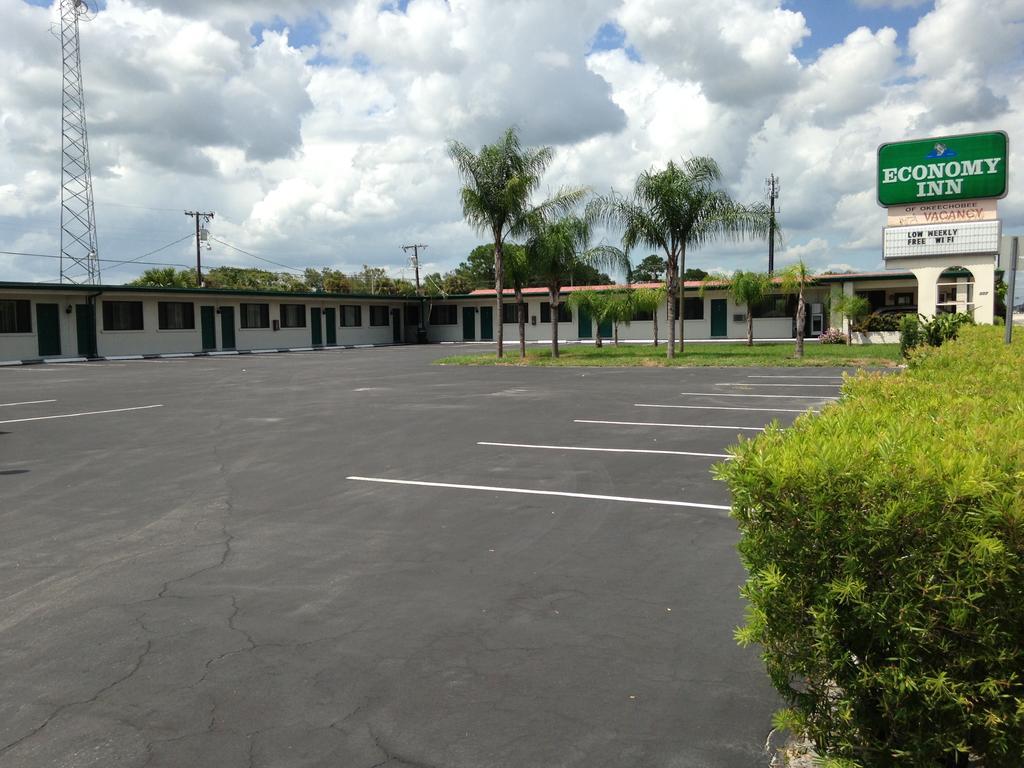 Economy Inn Okeechobee Εξωτερικό φωτογραφία