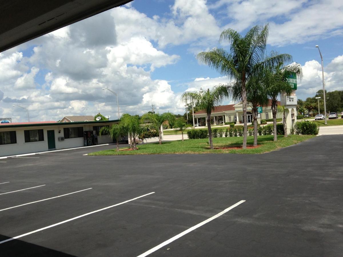 Economy Inn Okeechobee Εξωτερικό φωτογραφία